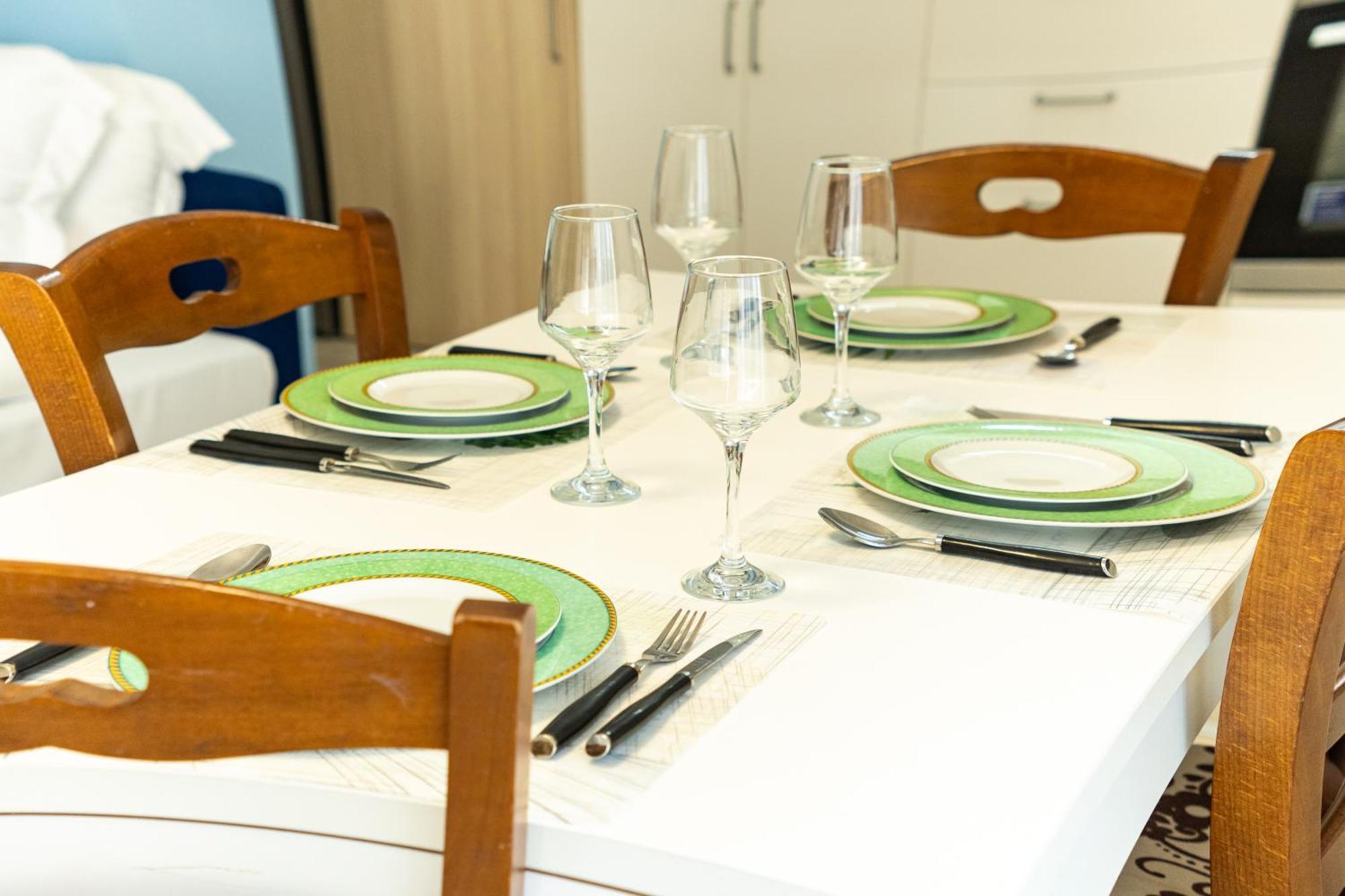 Jad - Comfortable - - Coresi Apartment *